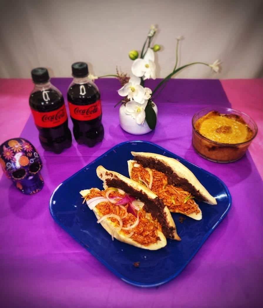 2 Tortas de Cochinita